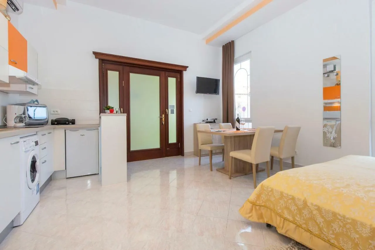 Studio Apartment Leana Labin  Croatie